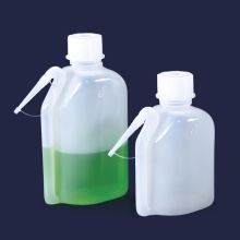 洗瓶 -完整出液- 聚乙烯 - 250 ml-500ml